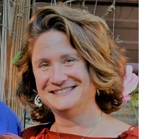 Sarah_Ward_white_border.jpg